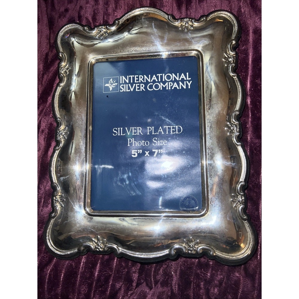 Art Nouveau Style Silver Plated Photo Frame By International Silver Co 5x7
